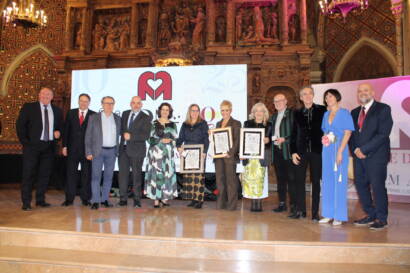 Foto grupal honoríficos
